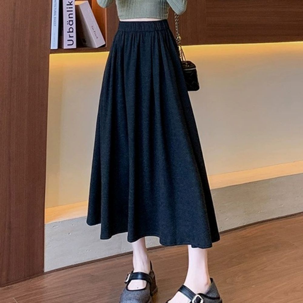 舒適鬆緊腰顯瘦抗皺A字中長裙-黑