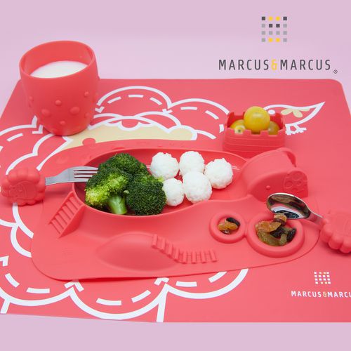 大口吃飯學習餐具組(圍兜+握握叉匙) -紅獅子