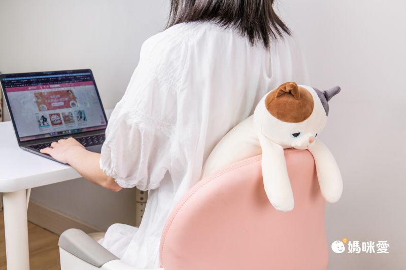 挺胸不駝背！日本 LIV HEART ♡ 坐姿調整抱枕，動物造型超療癒