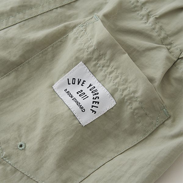 日本 b-ROOM - 玩水OK！潑水加工輕便短褲-卡其