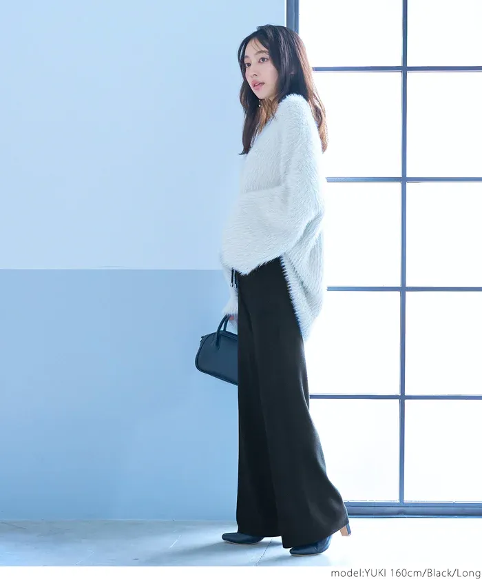 日本 COCA - 百搭美腿針織彈性垂墜寬褲-軍綠