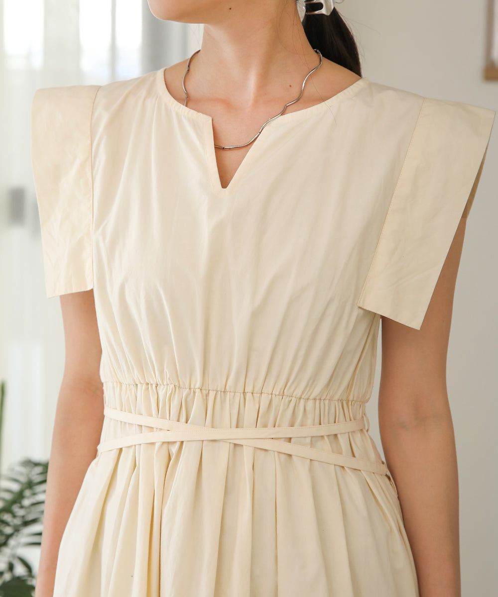 日本 Bab - 浪漫時光層次設計無袖洋裝-黑