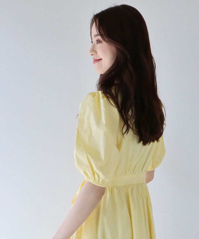 日本 BLUE EAST - 悠閒時光V領綁帶短袖洋裝-桃粉