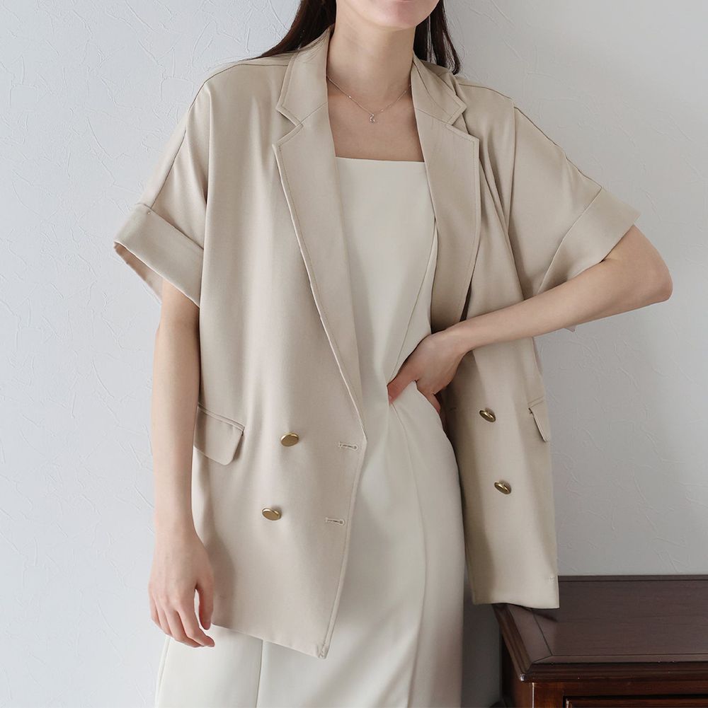 亞麻感氣質金釦短袖西裝外套-卡其杏