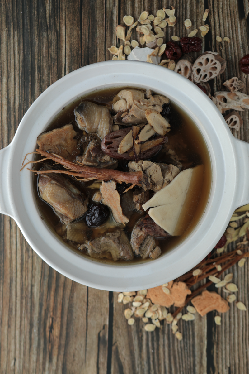 GREEN & SAFE 永豐餘生技 - 永豐餘生技補氣褒湯組（僅湯包，沒有肉）-竹笙段木香菇煲湯包*1包、強身養氣藥膳包*1包、養顏滋補煲湯包*1包