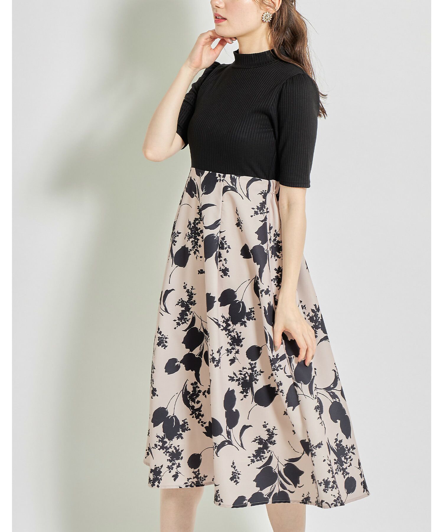 日本 tocco-closet - 修身羅紋拼接洋裝-鬱金香-黑x杏