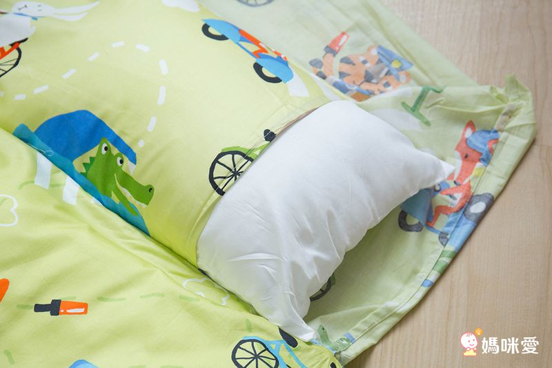 鴻宇 HongYew - 防螨抗菌100%美國棉鋪棉兩用兒童睡袋-交通樂園-1778