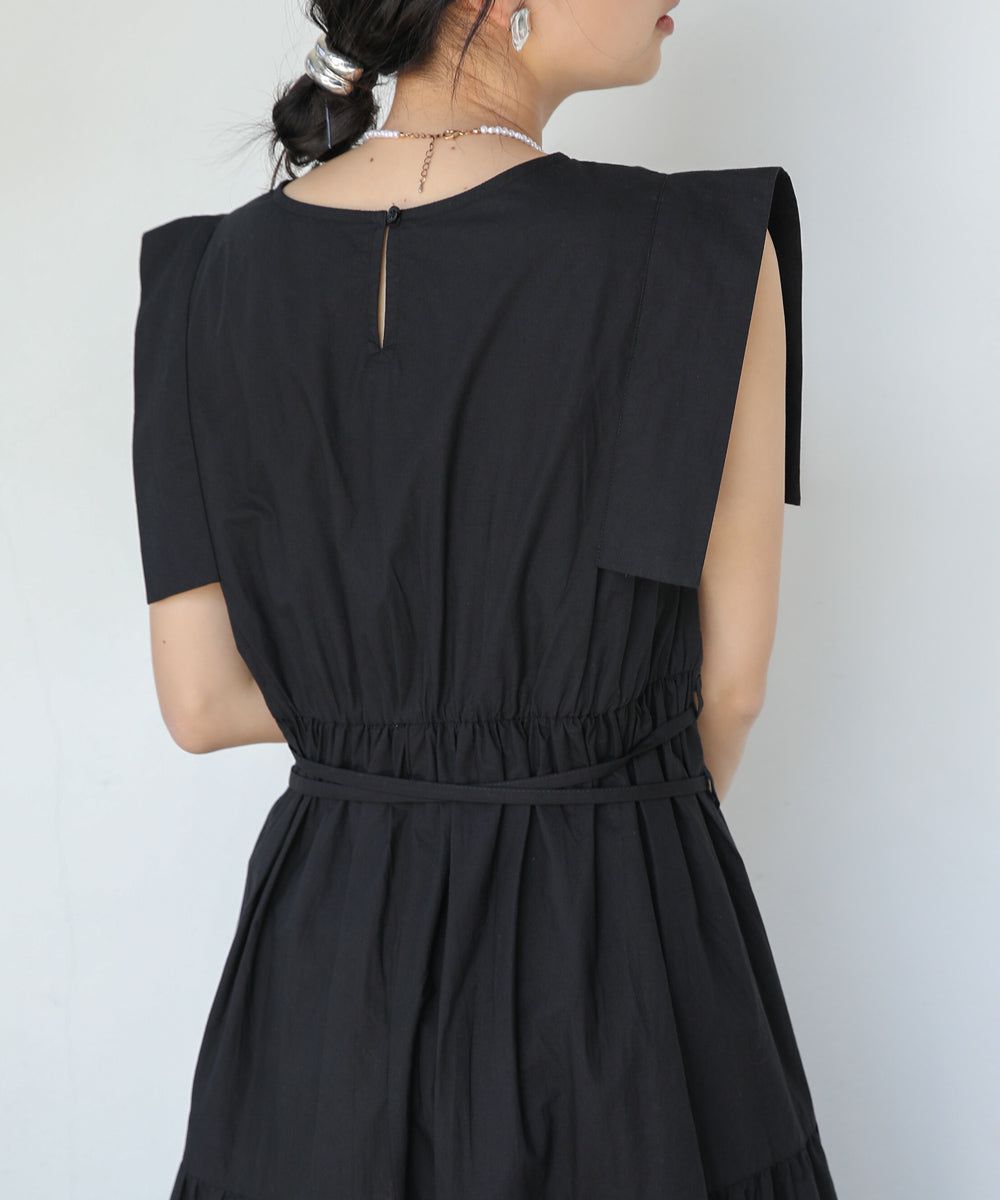 日本 Bab - 浪漫時光層次設計無袖洋裝-黑