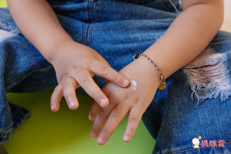 獅牌 - 小黑蚊剋星/清涼乳膏(公司貨)-15g