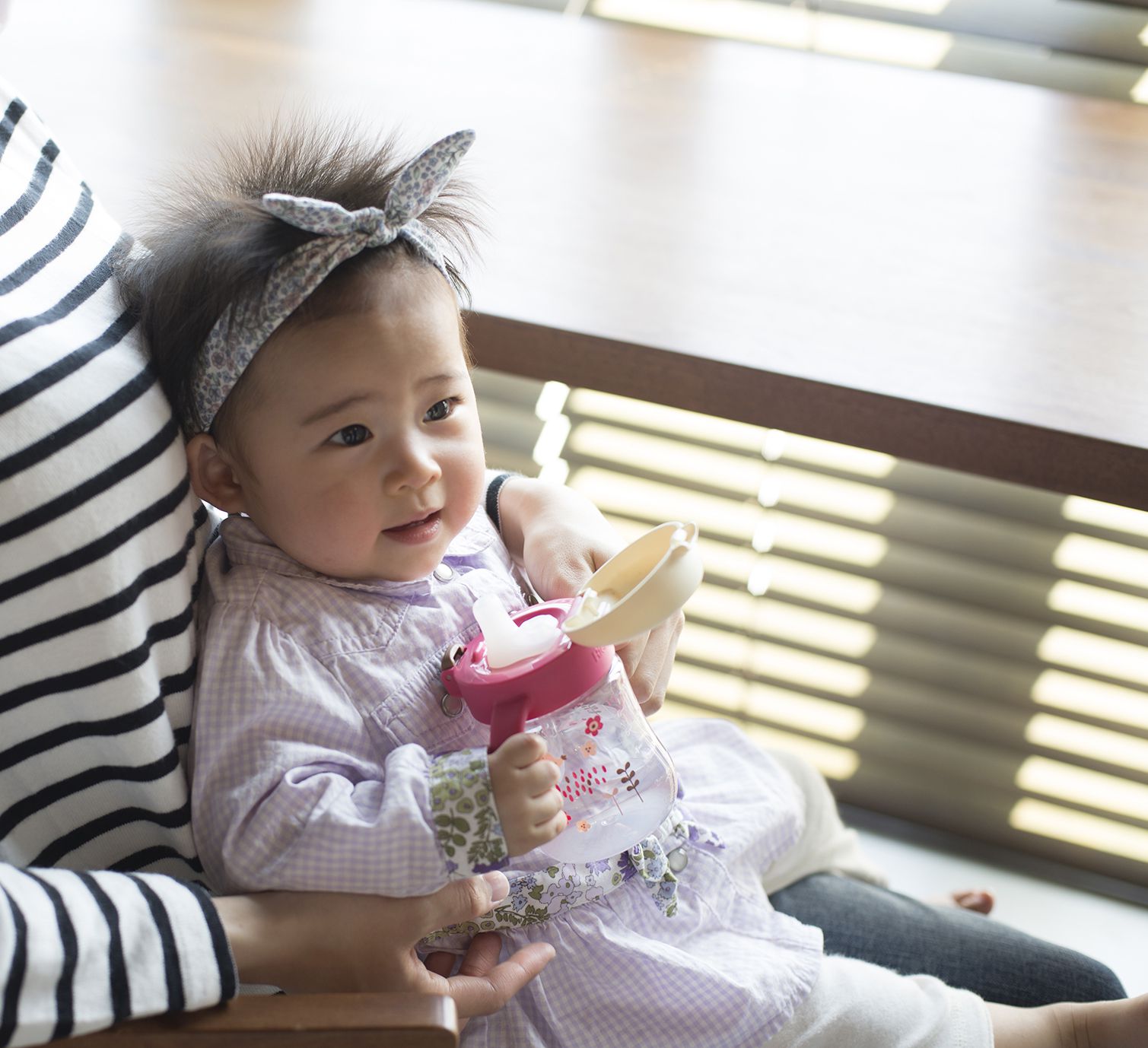 日本 Richell 利其爾 - 花間鹿鴨嘴吸管水杯-200ML-紅/粉-5個月適用