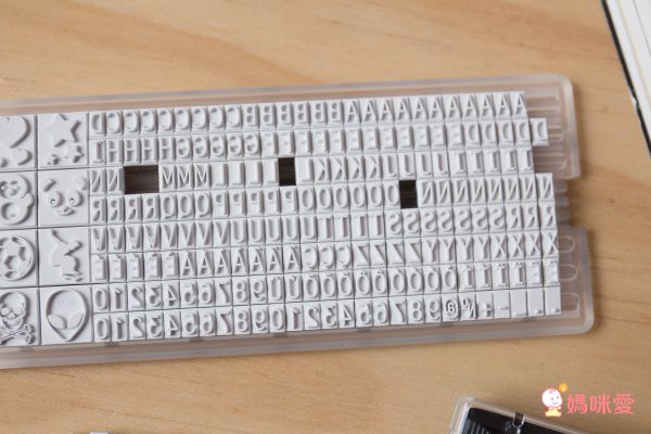 西班牙 MINE Stamp 萬用印章，幼兒園必備！製作寶貝專屬姓名標示