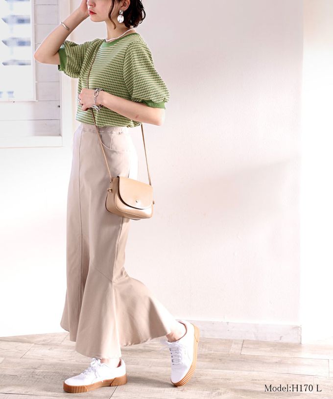 日本 Classical Elf - 緹花圓領彈性泡泡五分袖上衣-淺灰