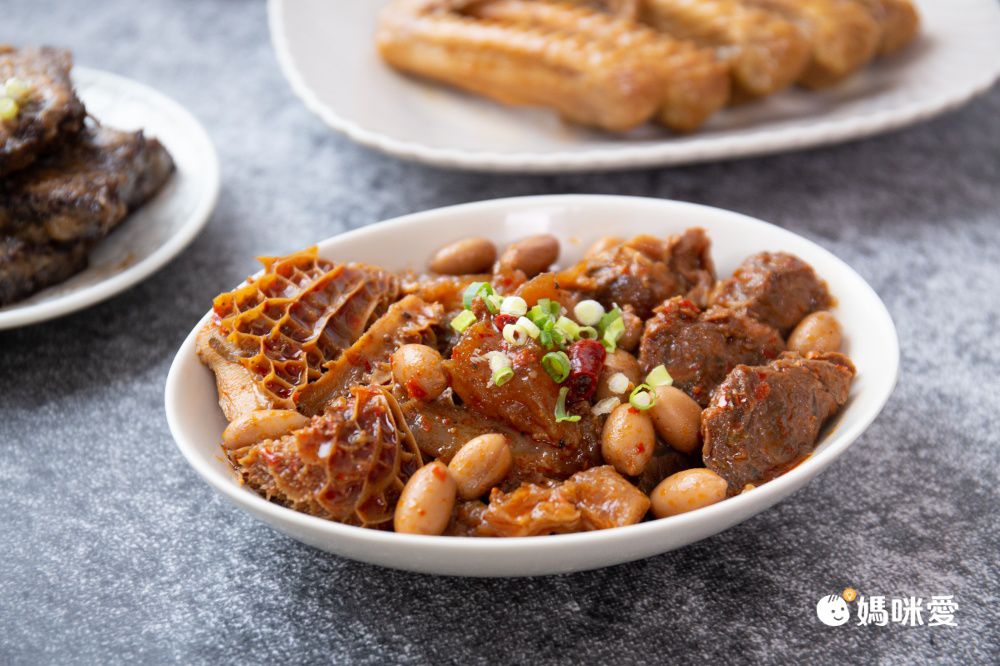 爆汁飽滿內餡！【立祥公寓】手工黑豬肉水餃 外皮Ｑ彈