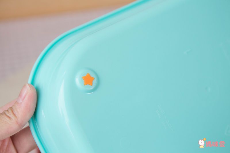 美國Kangovou 小袋鼠不鏽鋼安全兒童餐具，大小寶都適用