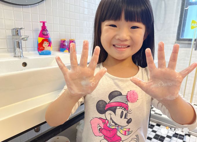 義大利 自然之綠 NATURAVERDE - 小美人魚矢車菊潔顏沐浴液態皂(4y+)-300ml