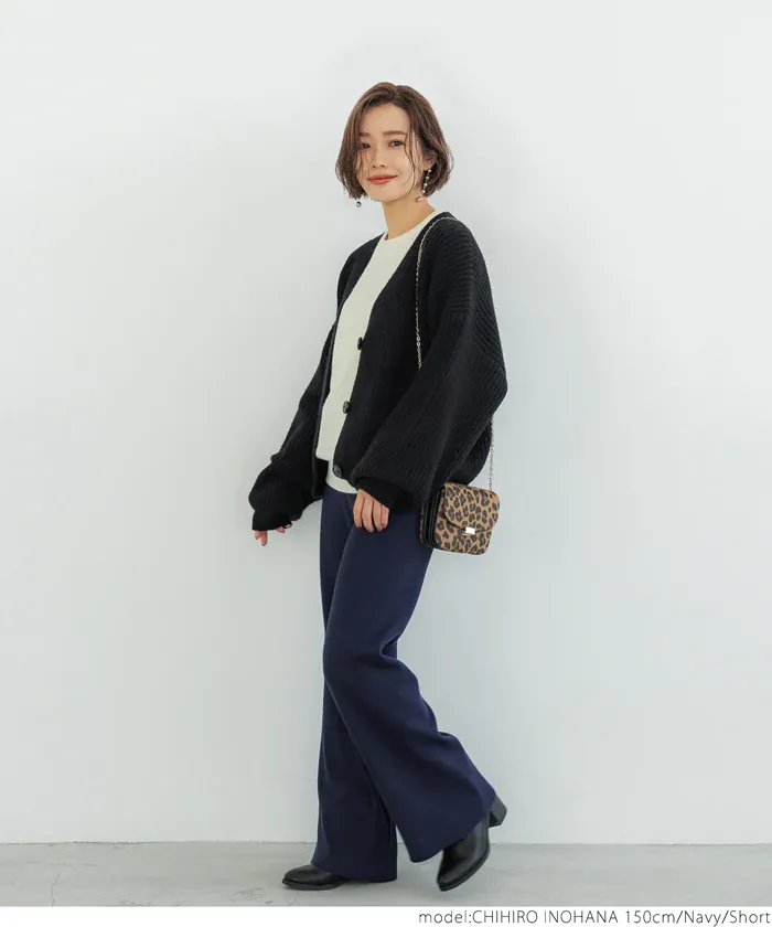 日本 COCA - 針織彈性垂墜美腳寬褲-深藍