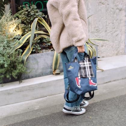 mis zapatos - 2way美腿後背包(尼龍)-牛仔裙-NV海軍藍 (30*21*15cm)