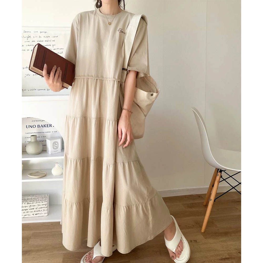 簡約logo刺繡 腰抽繩分層短袖洋裝-卡其