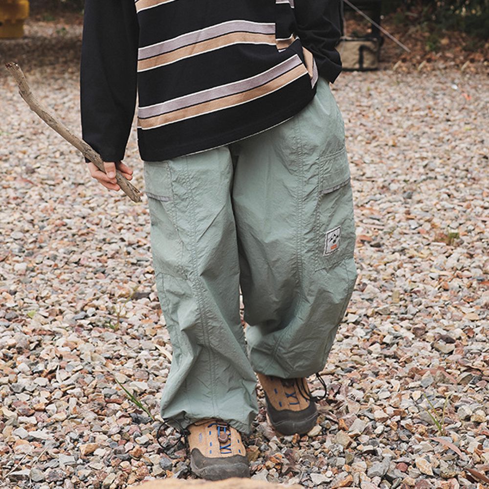 防潑水防風休閒長褲-下擺抽繩-灰綠
