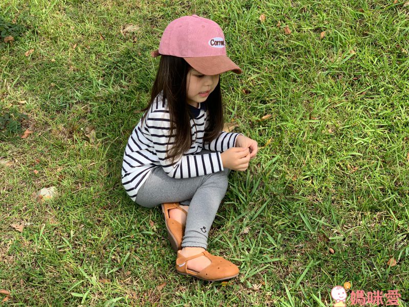 FANMOU - 七分內搭褲(莫代爾)-蝴蝶結-黑色