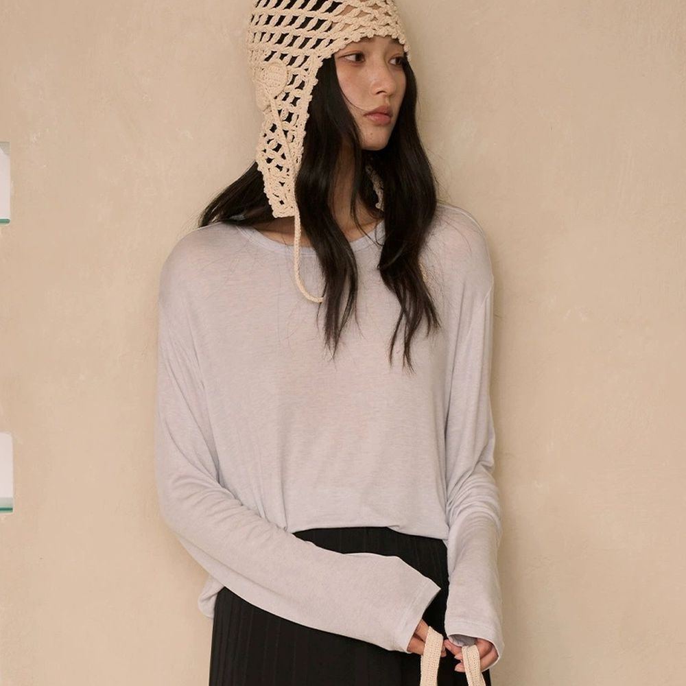 呼吸感6.3%羊毛天絲後背點綴線寬鬆長袖上衣-寶寶藍 (F)