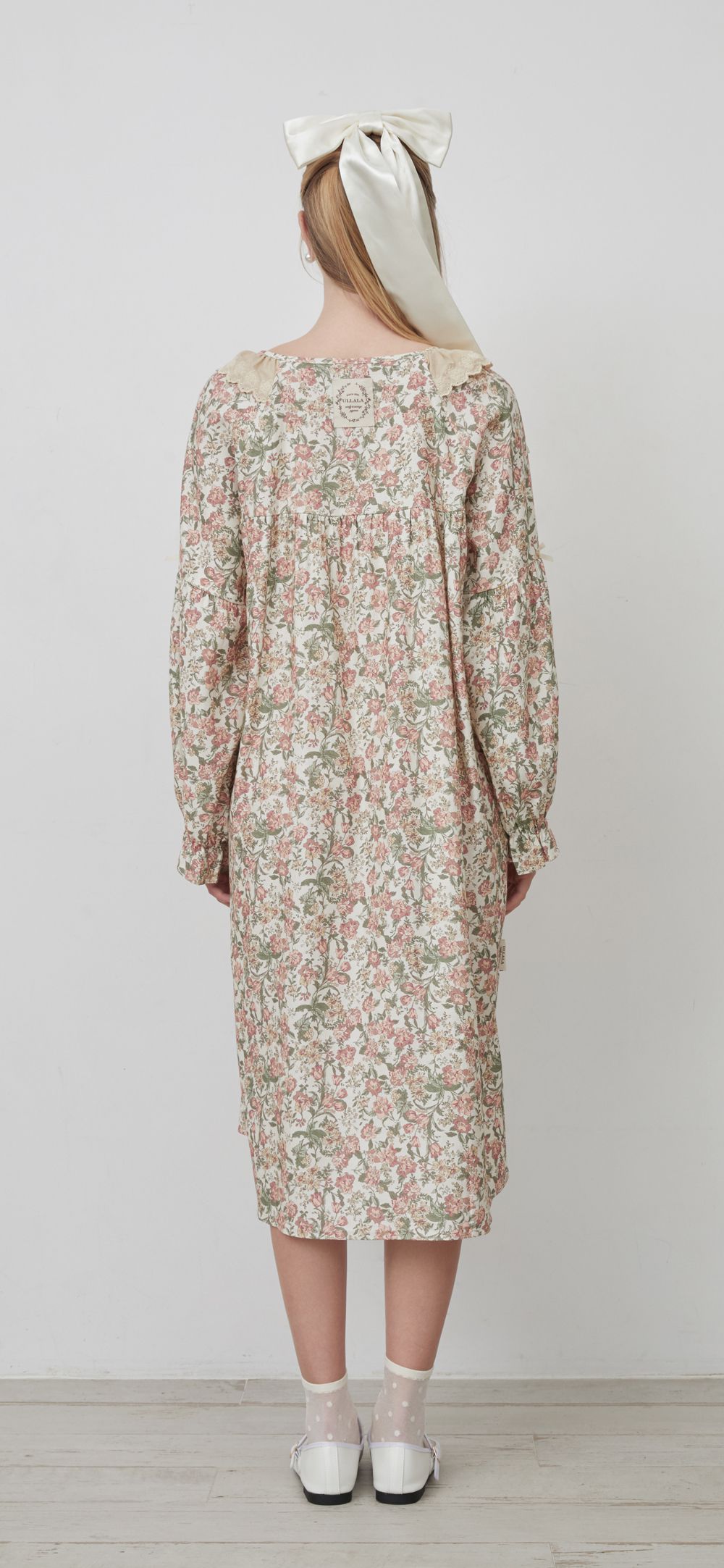 韓國 ULLALA - 絕美公主純棉長袖睡衣-(洋裝式)-奶油色 (FREE)