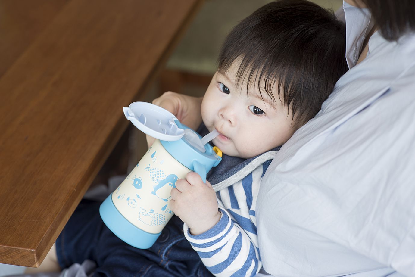 日本 Richell 利其爾 - 萌答答三階段不鏽鋼水杯禮盒組-吸管配件X2組、360度直飲上蓋(含墊圈)、鴨嘴吸管杯、不鏽鋼吸管杯-藍/黃-8個月適用