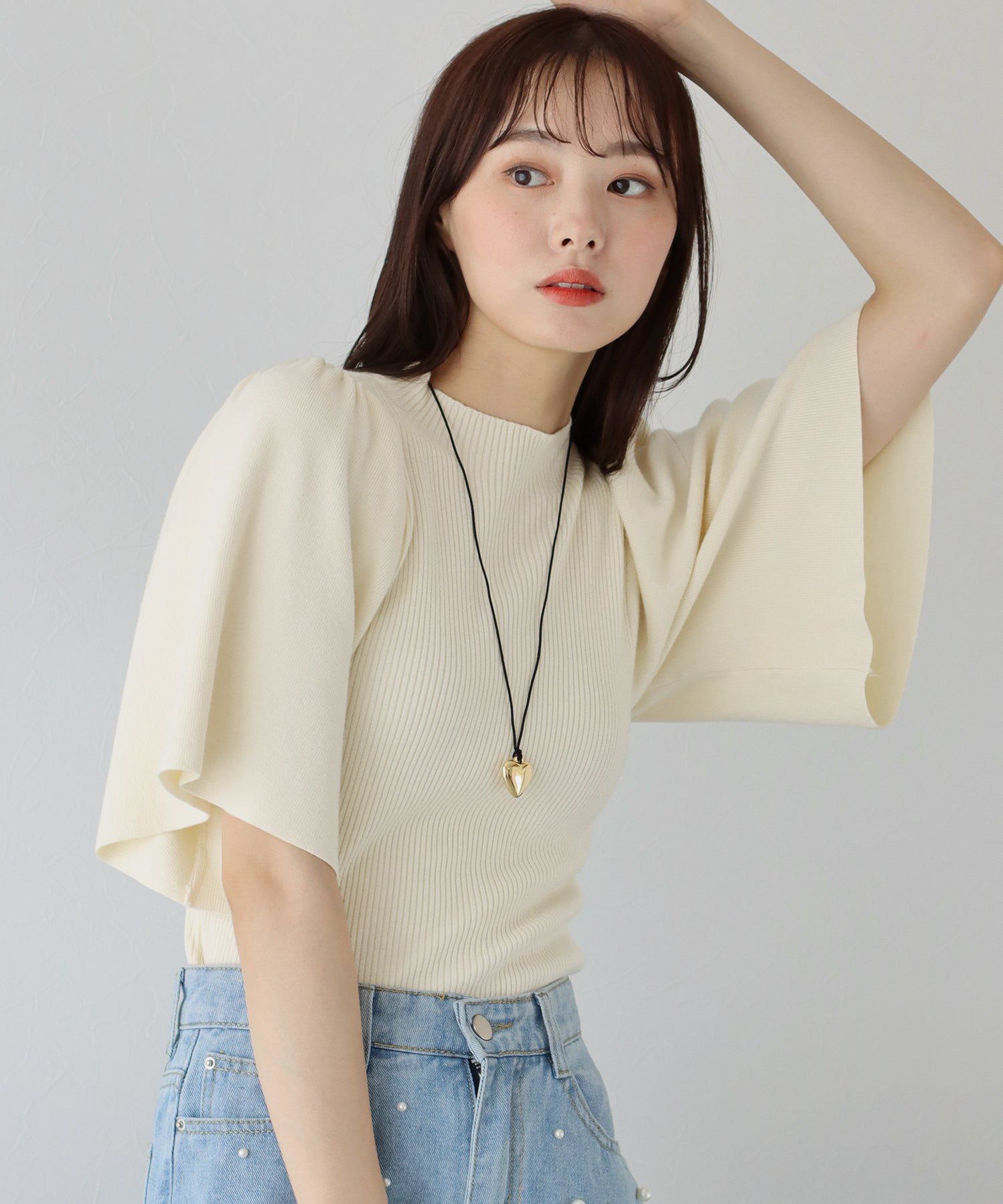 日本 BLUE EAST - 溫柔小立領羅紋五分袖上衣-深綠