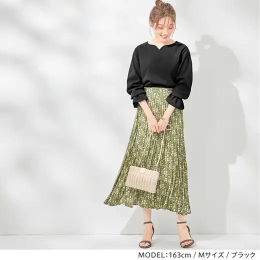 日本 BELLUNA - 四機能 花朵領糖果袖長袖上衣-黑