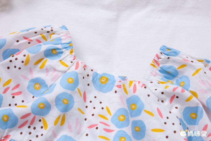 微法式公主澎澎袖純棉連身洋裝-粉色花朵