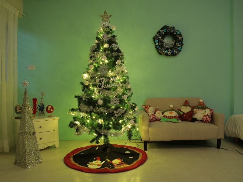 早鳥享免運！台灣製裝飾聖誕樹，附全套齊全配備