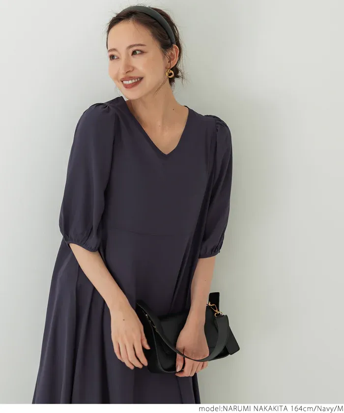 日本 COCA - 顯瘦V領收腰五分袖洋裝-米杏