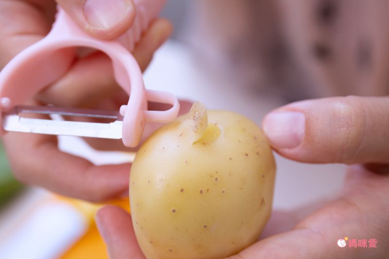 日本 SKATER 代購 - 兒童安全削皮刀-Hello Kitty-白