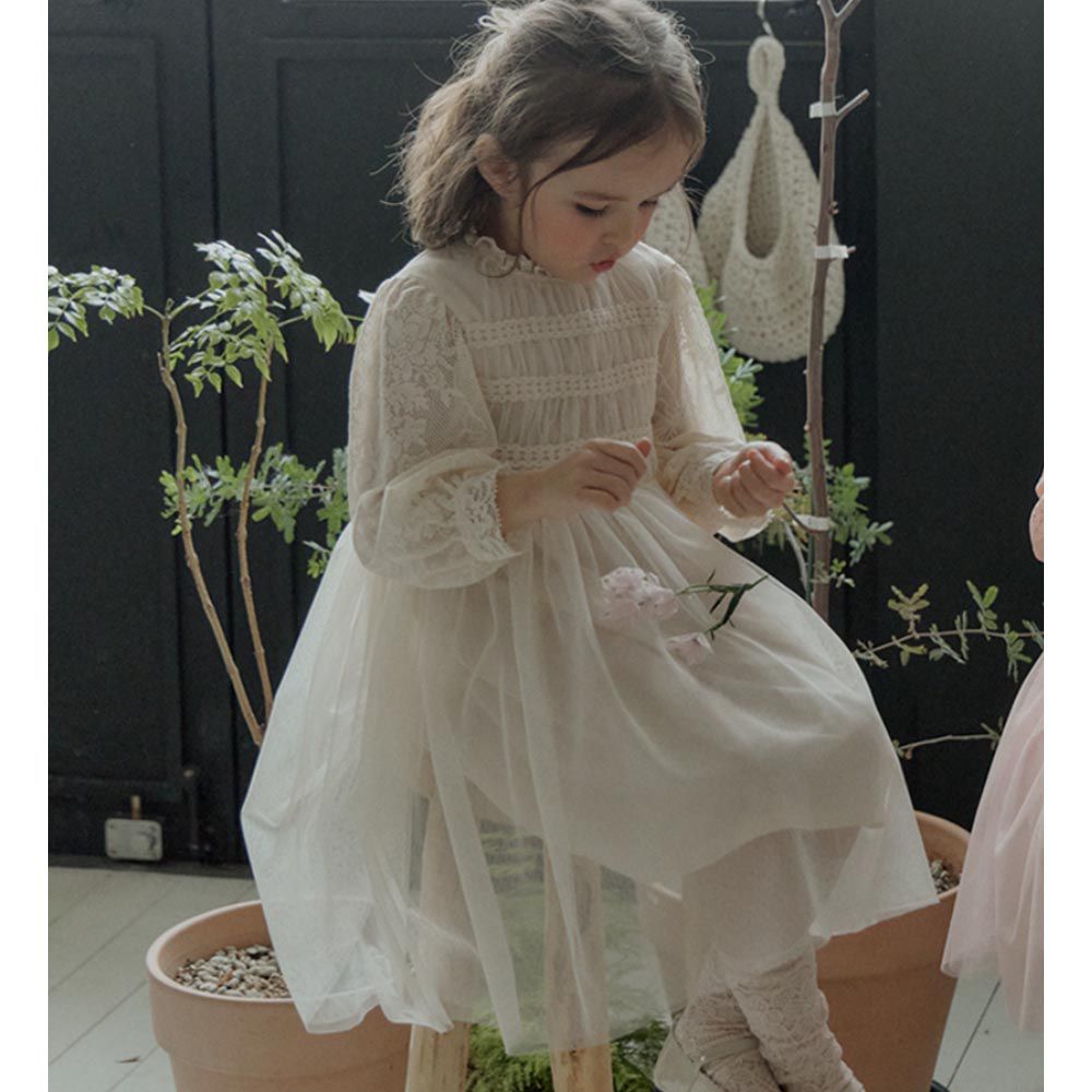韓國 Puellaflo - 花童洋裝！雅緻蕾絲層次網紗連身洋裝-米白