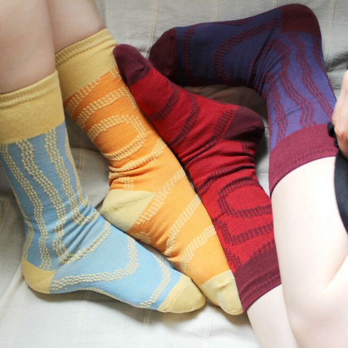 日本女裝代購 - 日本製 伊索寓言印花長襪-北風和太陽-葡萄 (23-25cm)