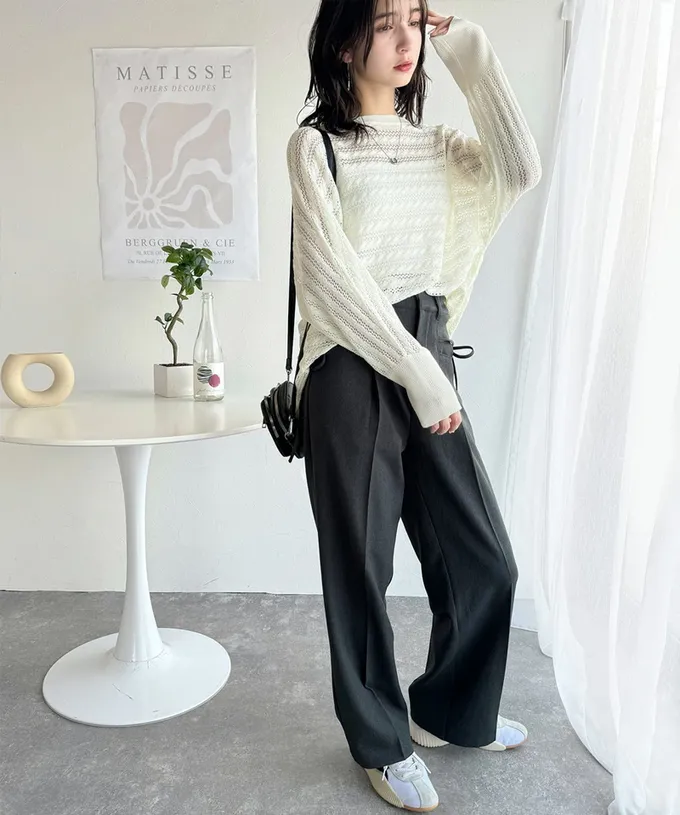 日本 Classical Elf - 柔軟鏤空輕盈針織長袖上衣-象牙白