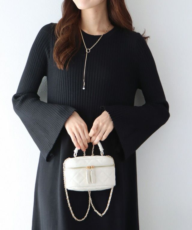 日本 BLUE EAST - 優雅花瓣袖羅紋針織洋裝-粉膚