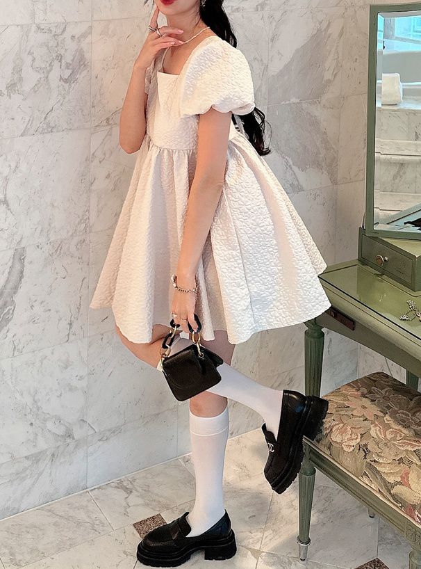 日本 GRL - 雲朵泡泡後扭結短版洋裝-奶茶杏