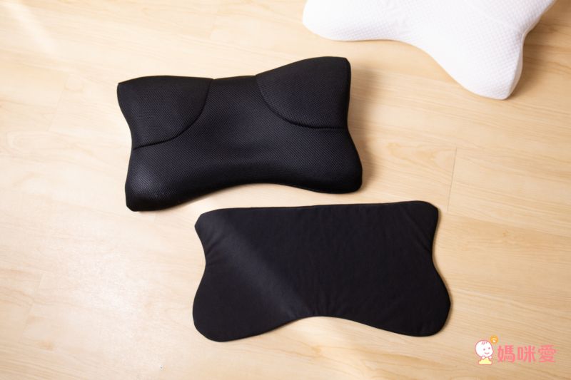 日本 SU-ZI - AS RAKUNA 快眠整體枕 (可調整高度)-黑 (52x29x(4.5~7.5)cm)