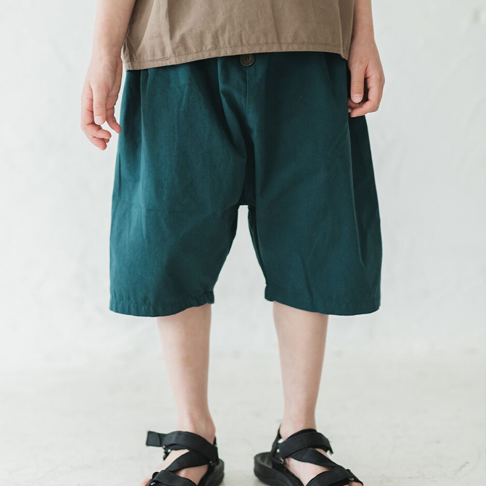 日本 riziere - 棉麻舒適排釦寬版五分褲-深藍綠