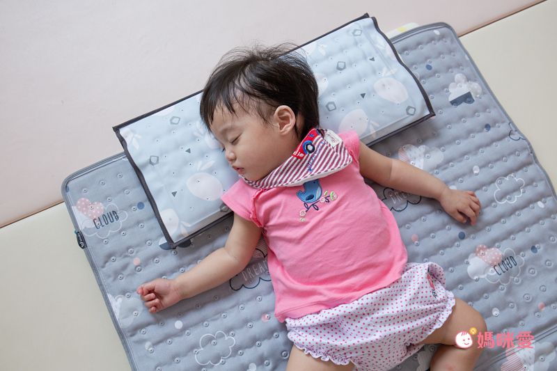 韓國Lolbaby - Hi Jell-O涼感蒟蒻床墊_防水隔尿款-加大款-(夏夜兔兔)