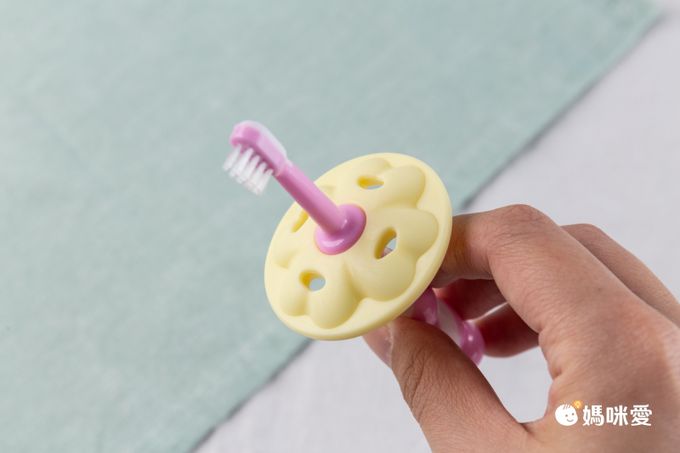 日本西松屋 - Ag+抗菌3階段兒童訓練牙刷(6個月起~)-4件組-粉紅