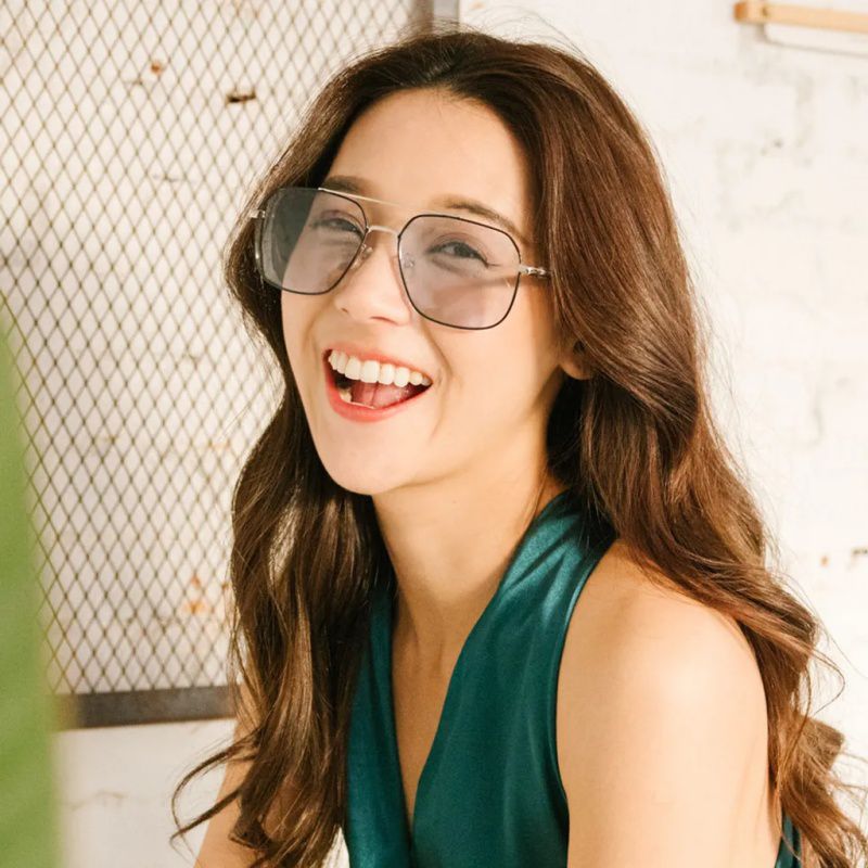 ALEGANT - 極簡俐落多瑙藍飛官款方框感光變色寶麗來偏光太陽眼鏡│UV400太陽眼鏡全天候適用