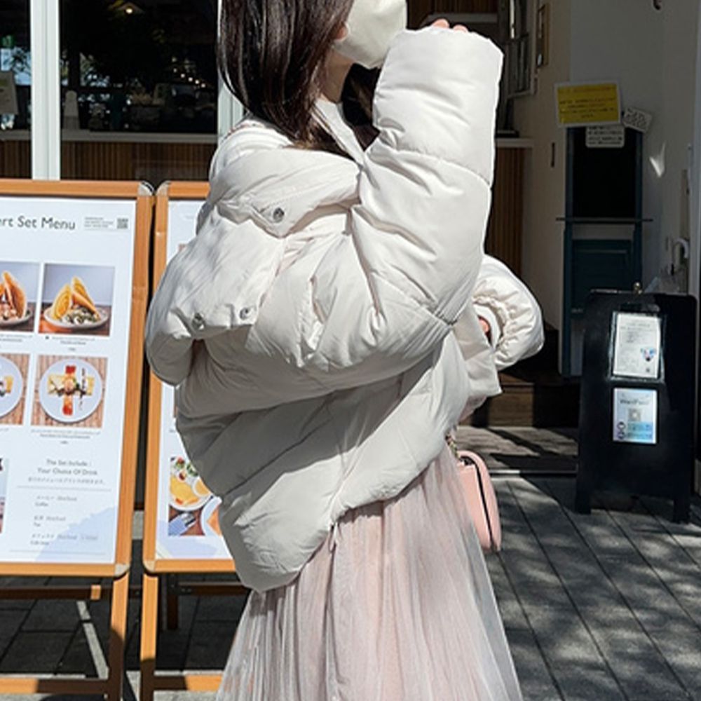 澎澎保暖科技羽絨短版外套-白 (F)