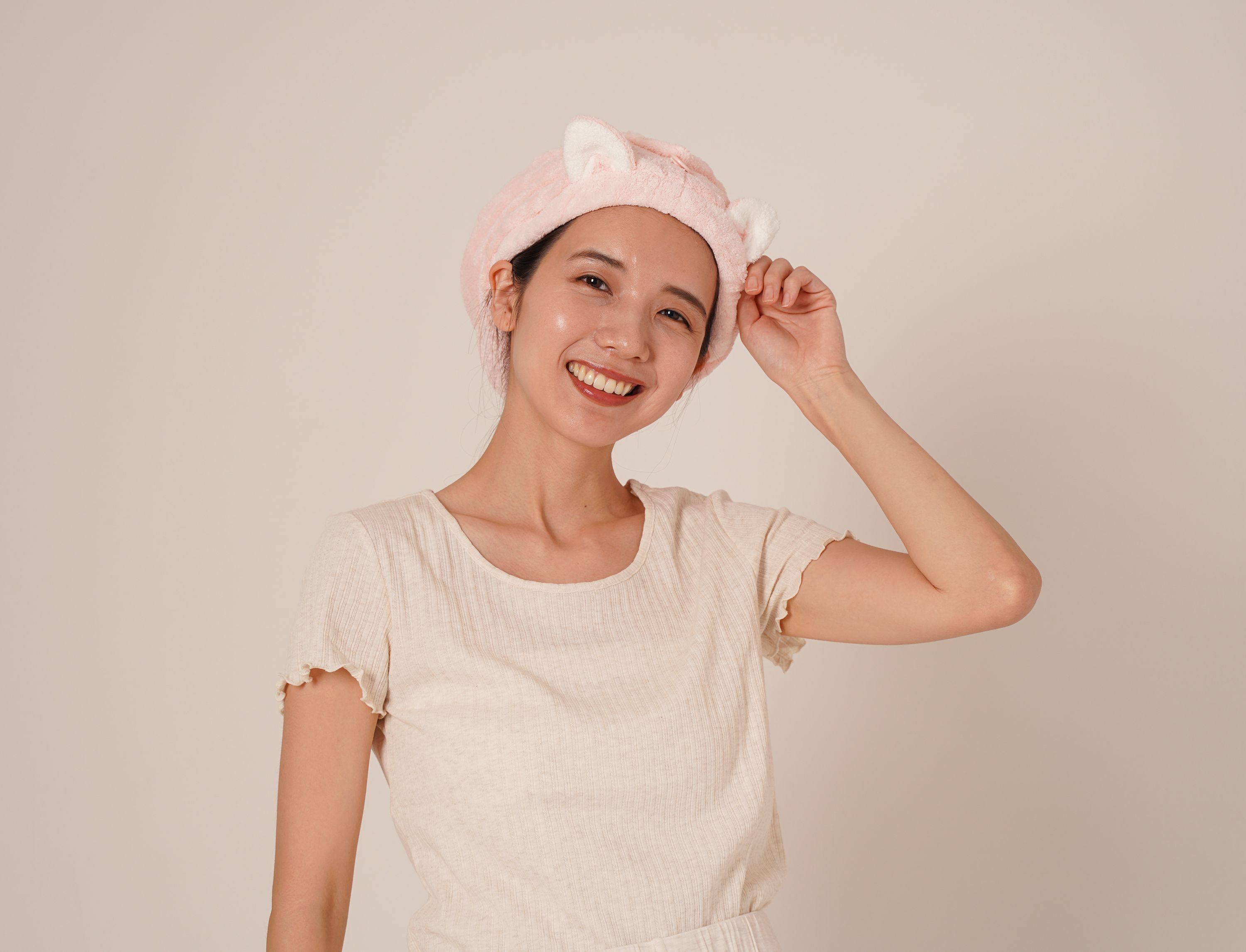 akachan honpo - 吸水動物造型頭巾-小狗-白色 (頭圍44～68cm)