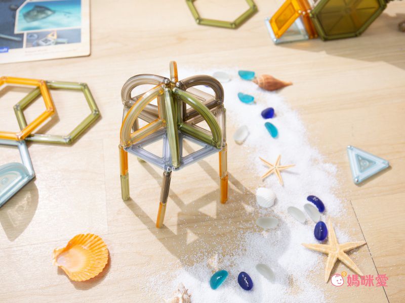 美國 guidecraft - 磁力裸色實心積木-70件