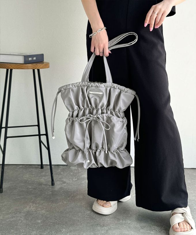 日本 Classical Elf - 休閒感皺摺蝴蝶結肩背包(可收A4)-淺灰