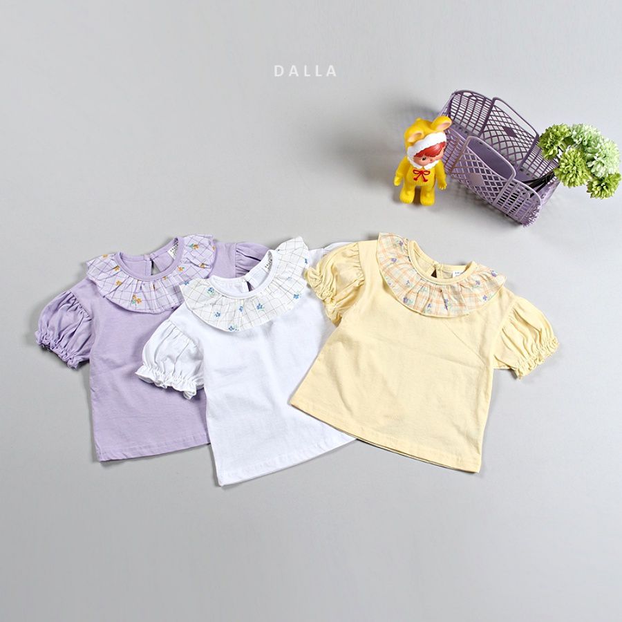 韓國 Dalla - 花花荷葉領上衣-淺紫