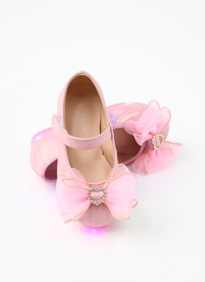 韓國 OZKIZ - (LED)蝴蝶結緞帶炫彩皮鞋-粉