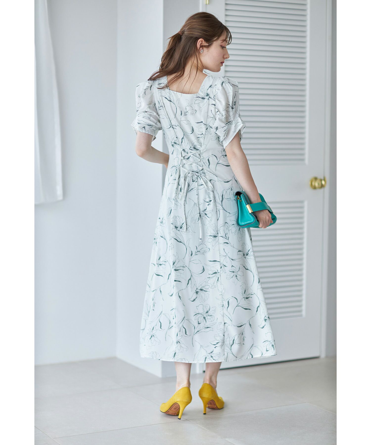 日本 tocco-closet - 典雅方領後綁帶泡泡袖洋裝-純潔百合-春芽綠